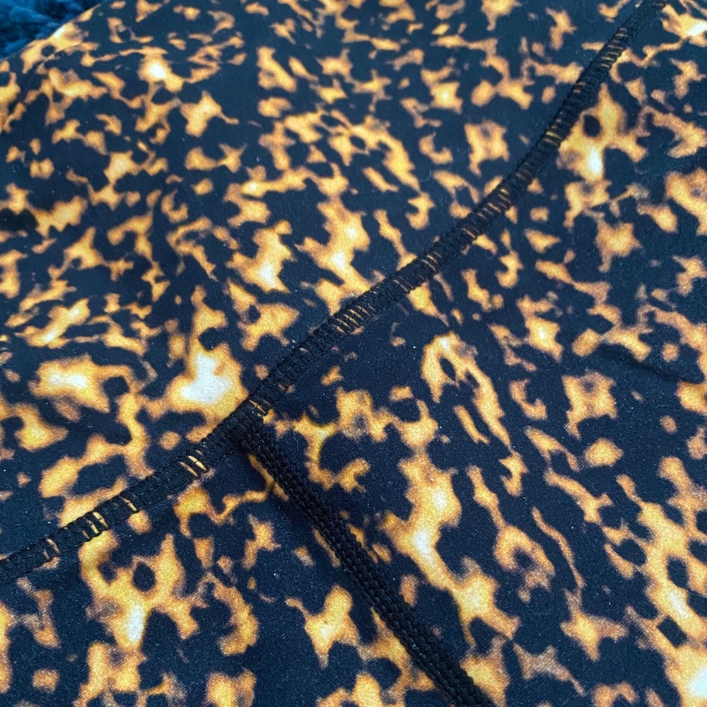 NWOT WeWoreWhat Tortoise Shell High Waist Legging - Picture 7 of 7